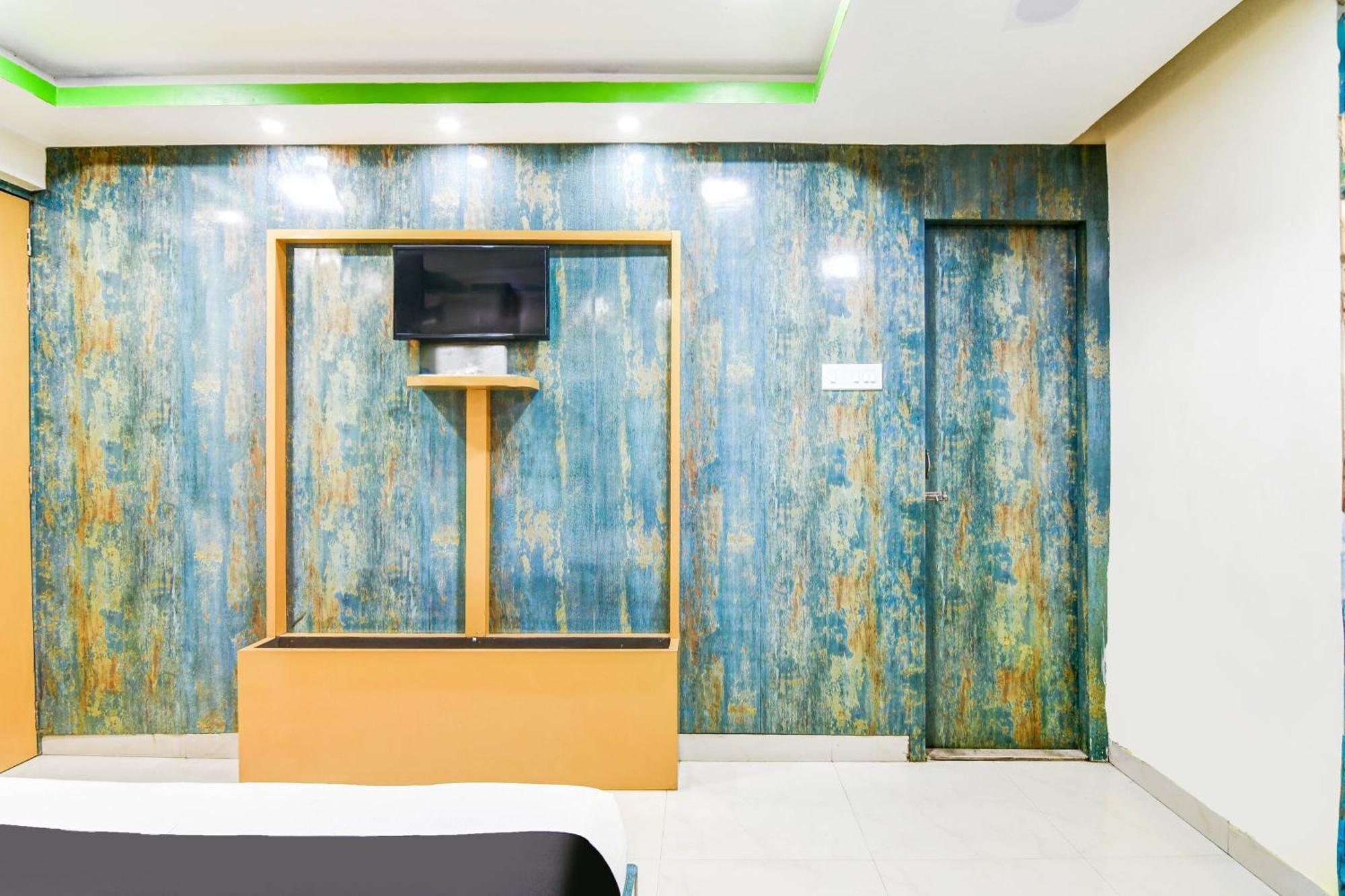 Super Hotel O Tagore Park Ruby Road Kolkata Exterior photo