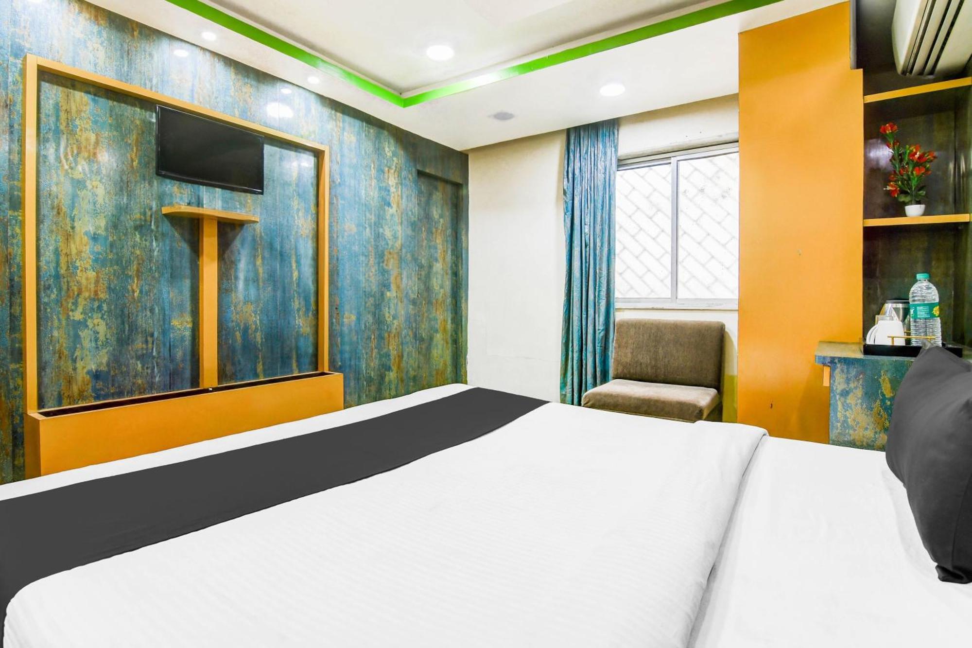 Super Hotel O Tagore Park Ruby Road Kolkata Exterior photo