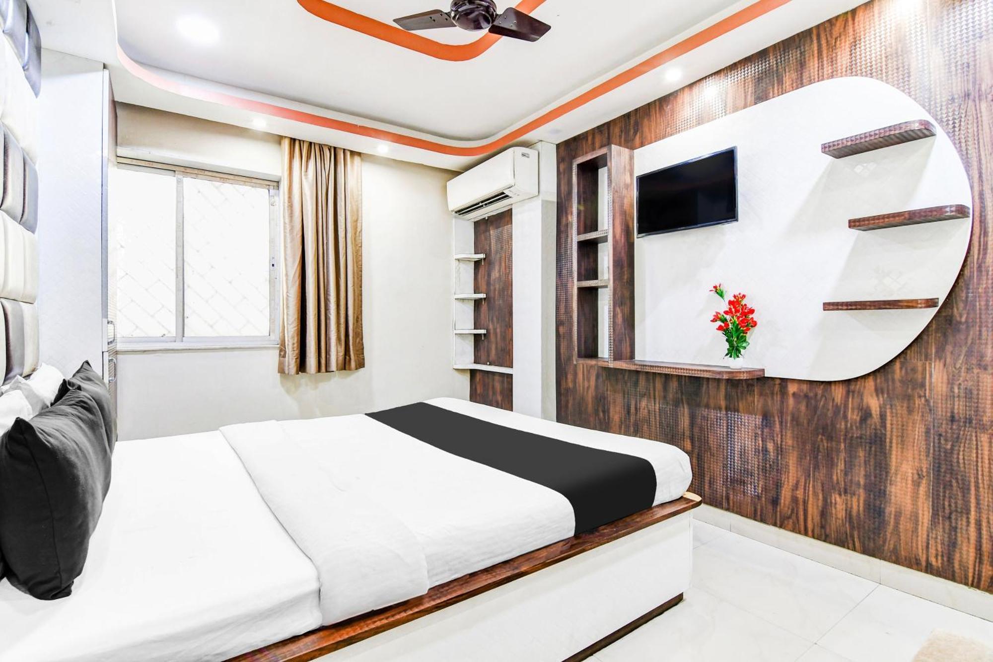 Super Hotel O Tagore Park Ruby Road Kolkata Exterior photo