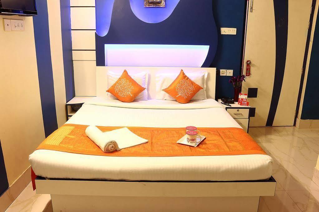 Super Hotel O Tagore Park Ruby Road Kolkata Exterior photo